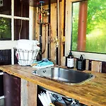 مكان تخييم Krusmolle Glamping *