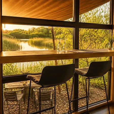 مكان تخييم Krusmolle Glamping أبينرا