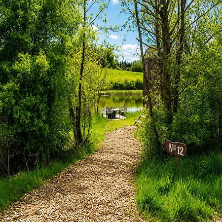 Krusmolle Glamping * أبينرا
