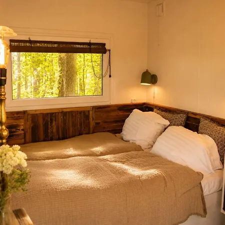 Krusmolle Glamping مكان تخييم *